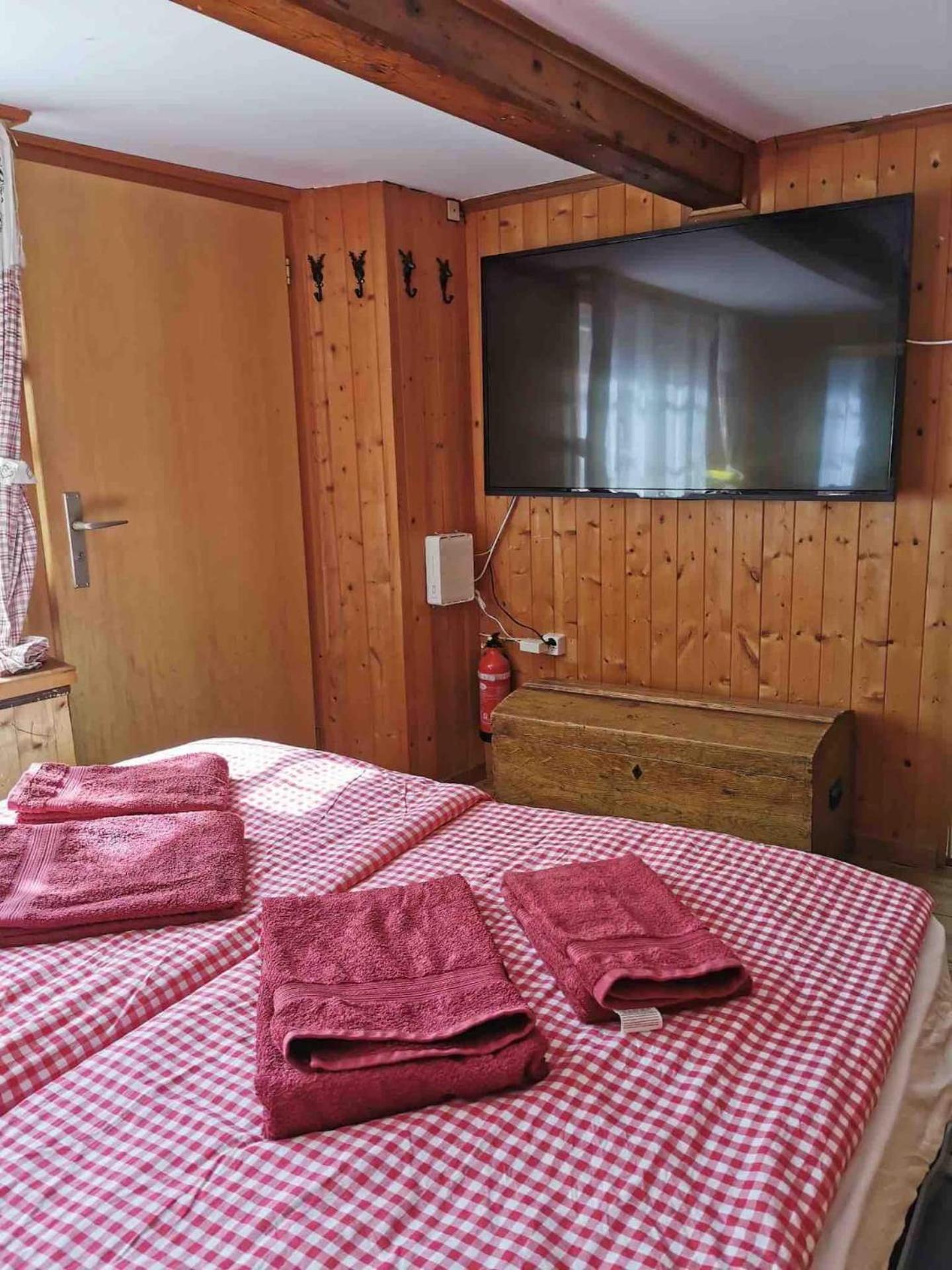 Studio In Alps By Apartments Capricorn Gsteigwiler Luaran gambar